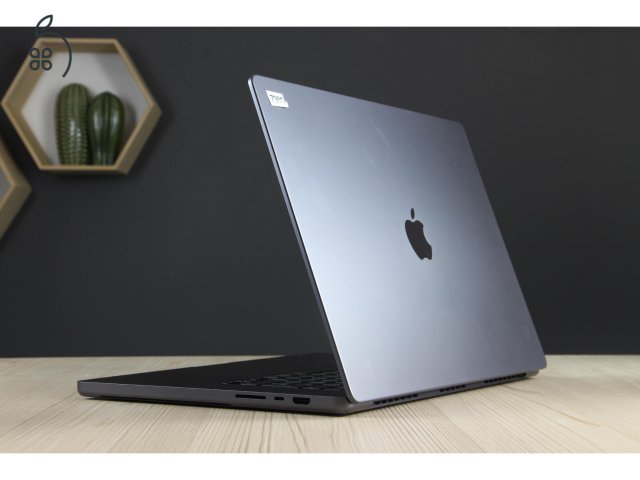 MacBook Pro 16