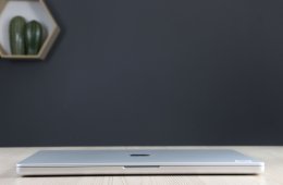 MacBook Pro 16