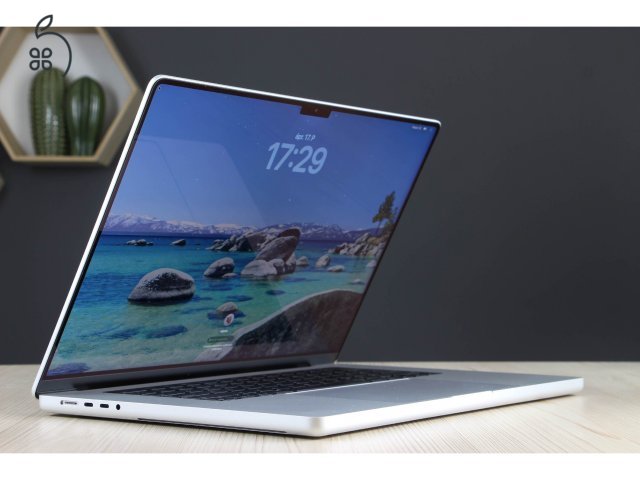 MacBook Pro 16
