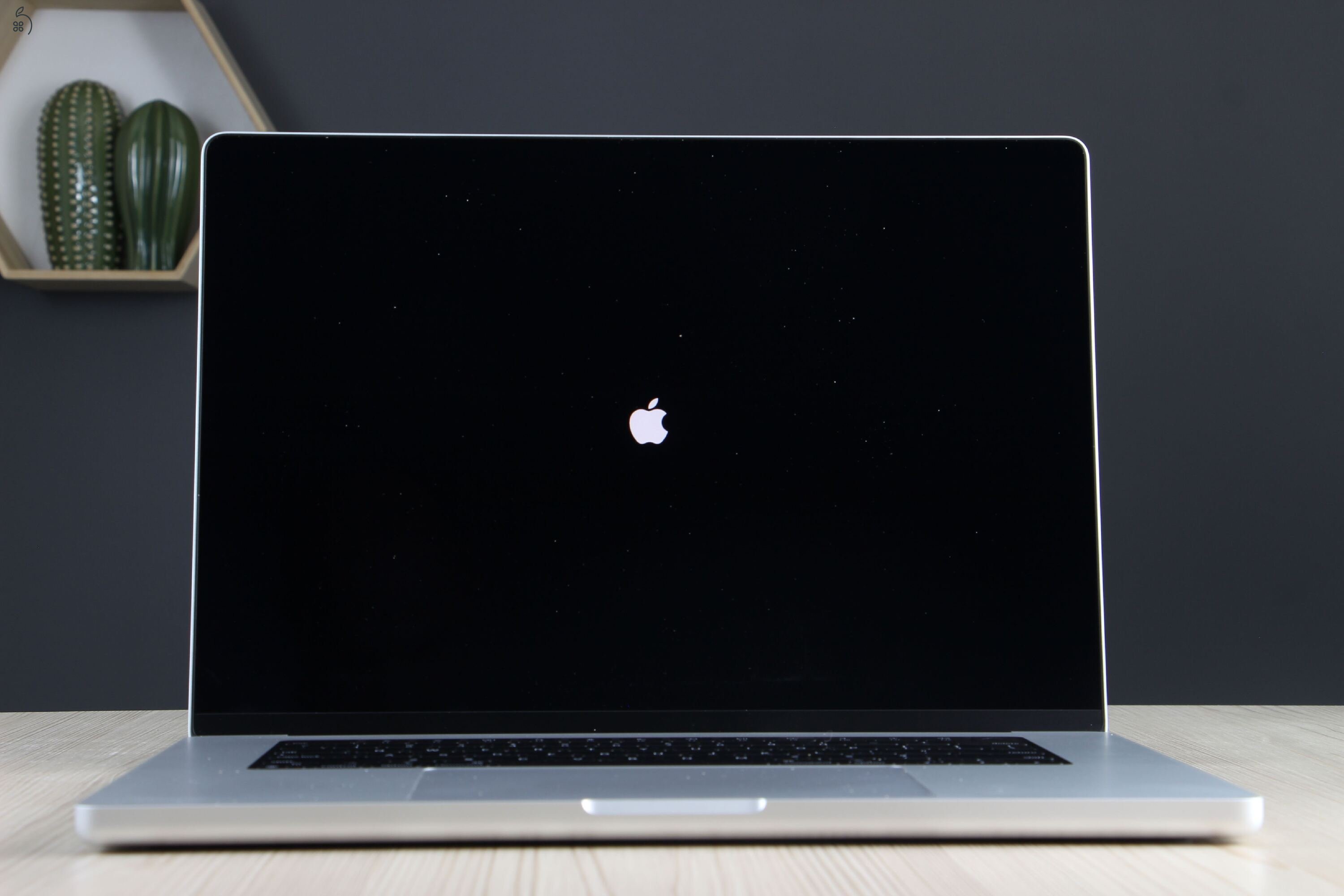 MacBook Pro 16