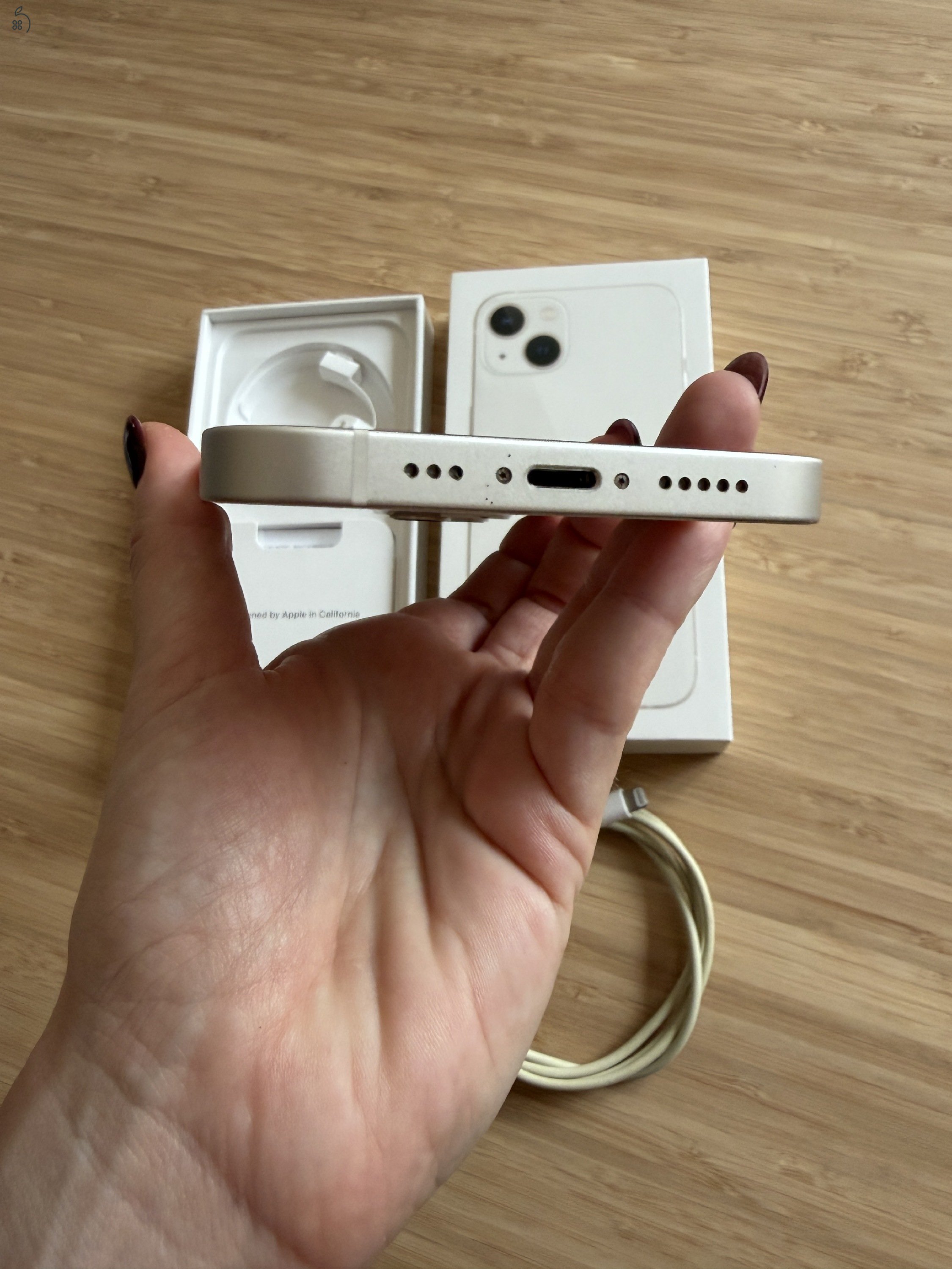 Eladó újszerű iPhone13 128GB