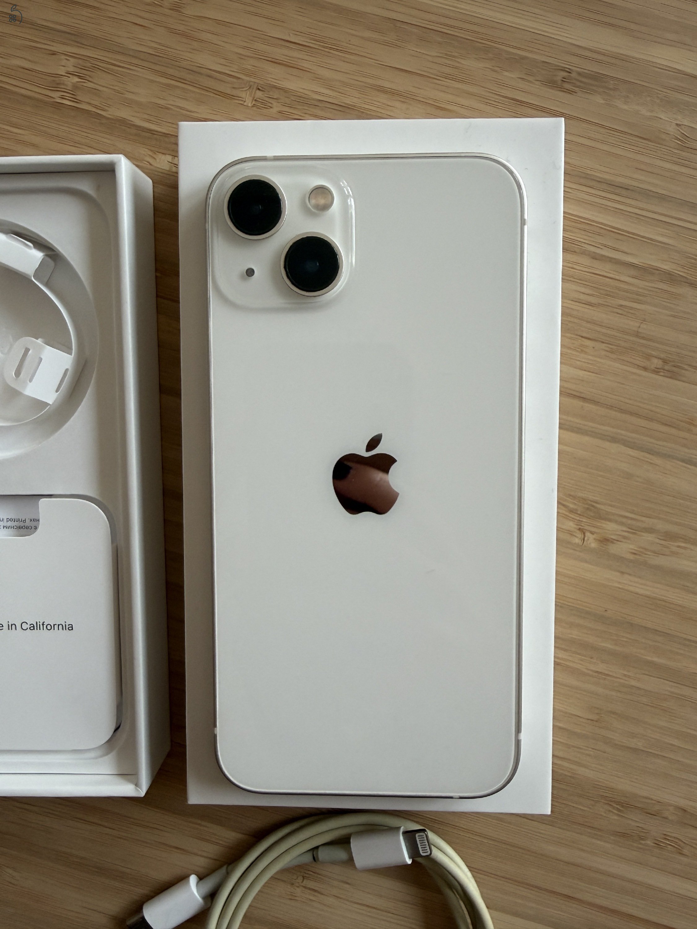 Eladó újszerű iPhone13 128GB