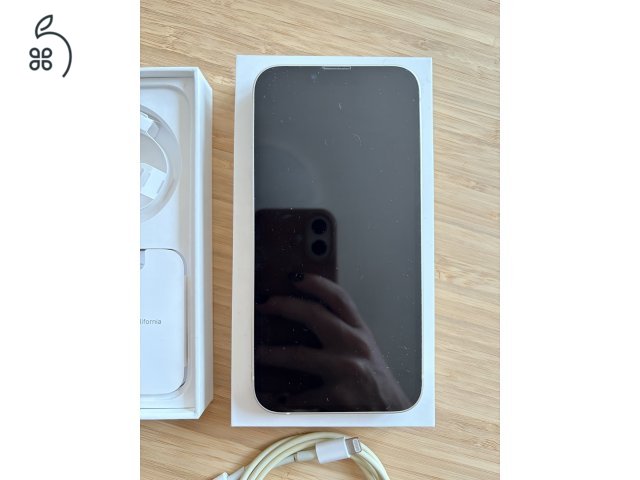 Eladó újszerű iPhone13 128GB