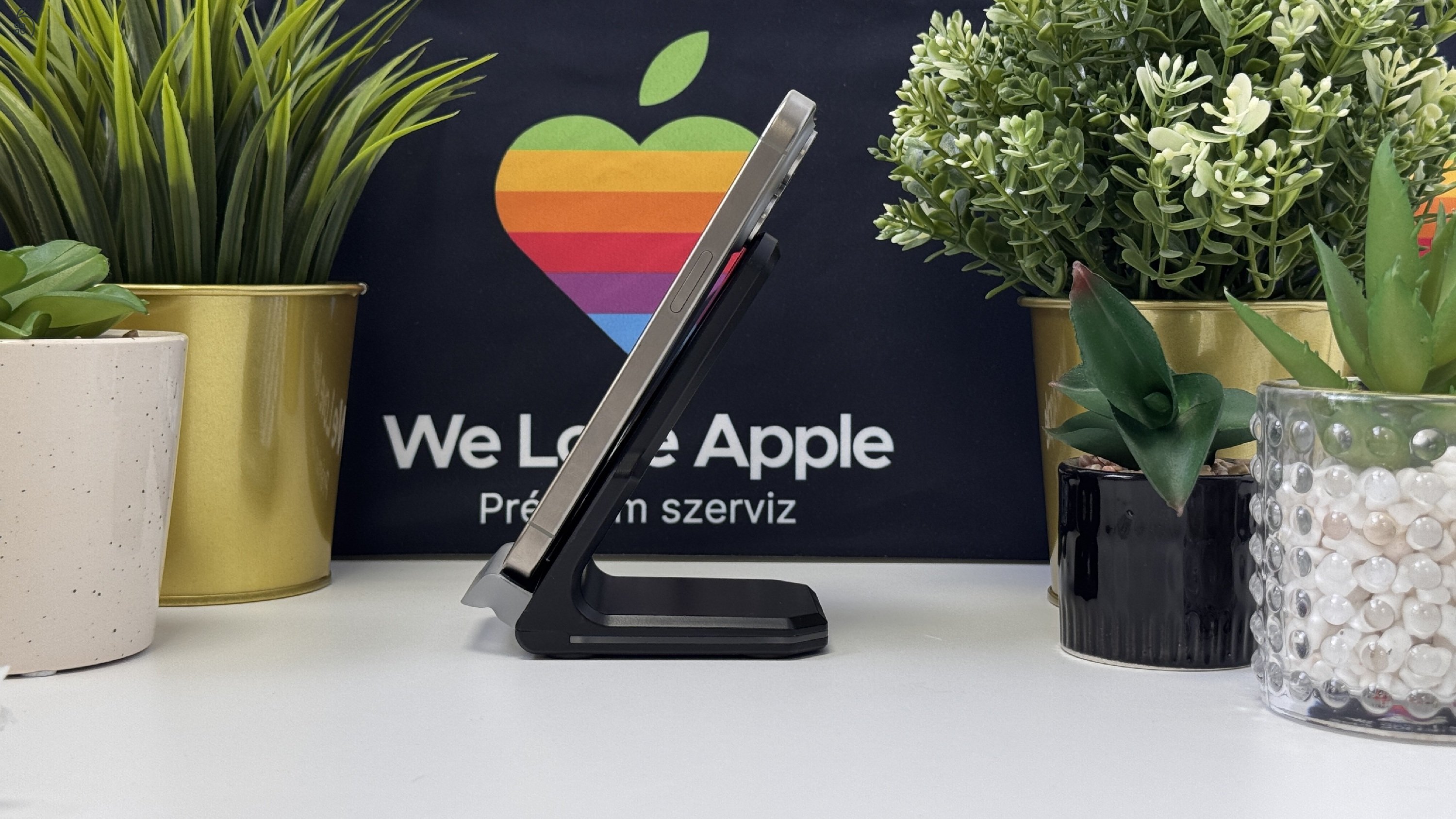 iPhone 15 Pro 128GB Natúr Titán, Független - Számla, 1ÉV Garancia