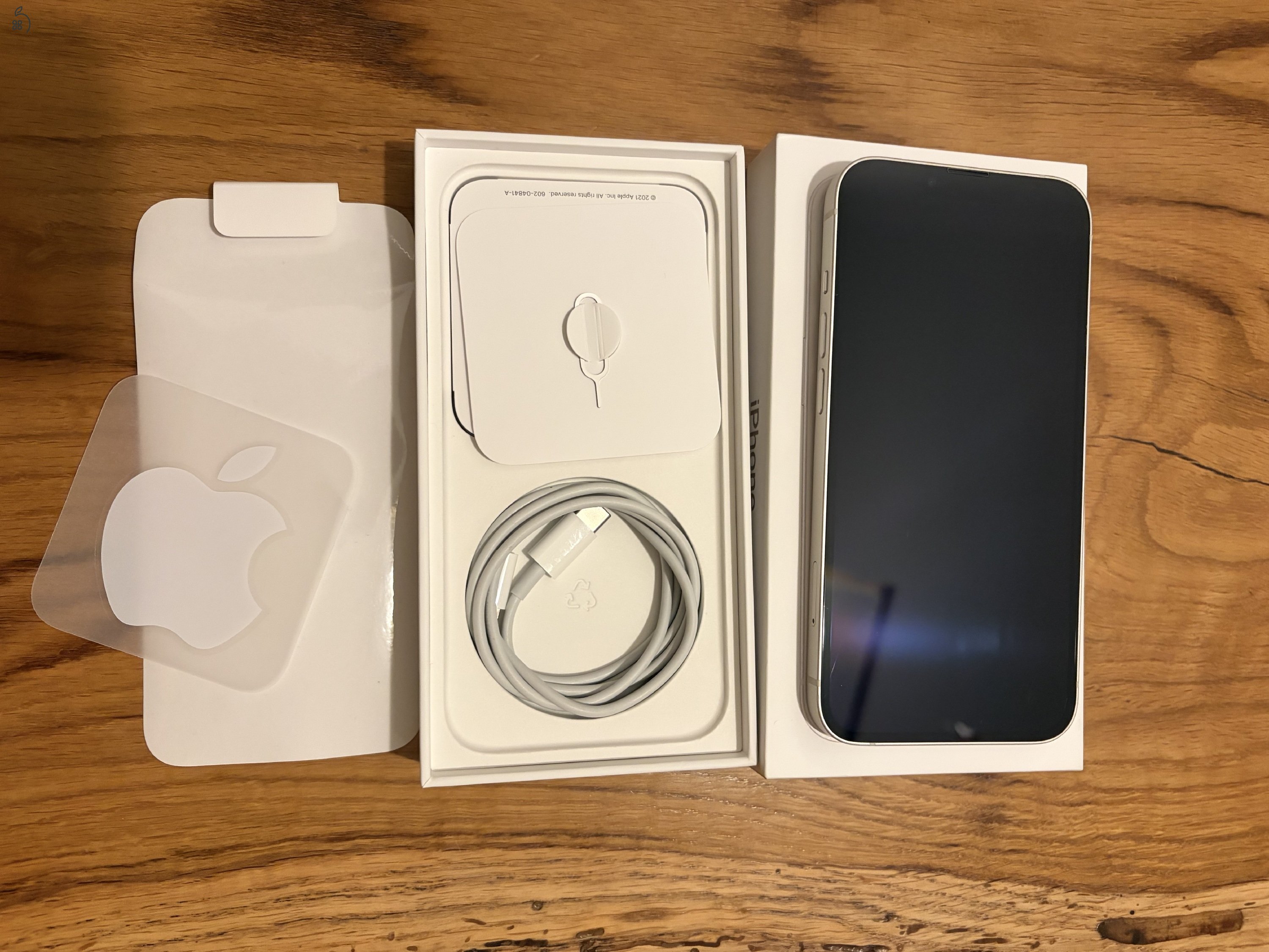 iPhone 13-as 128Gb, csillagfény, független