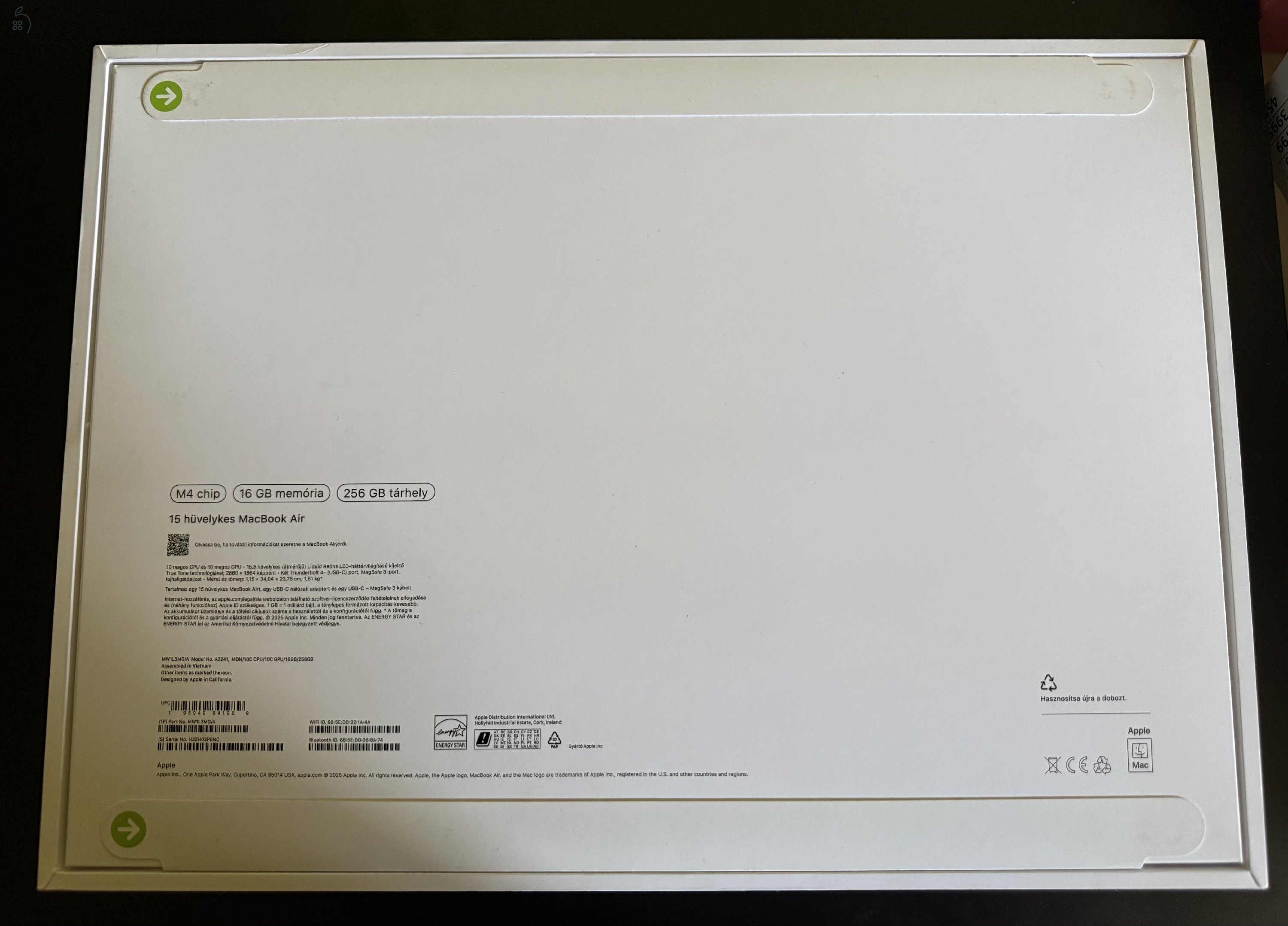 BONTATLAN/3év GARI éjfekete MacBook Air 15