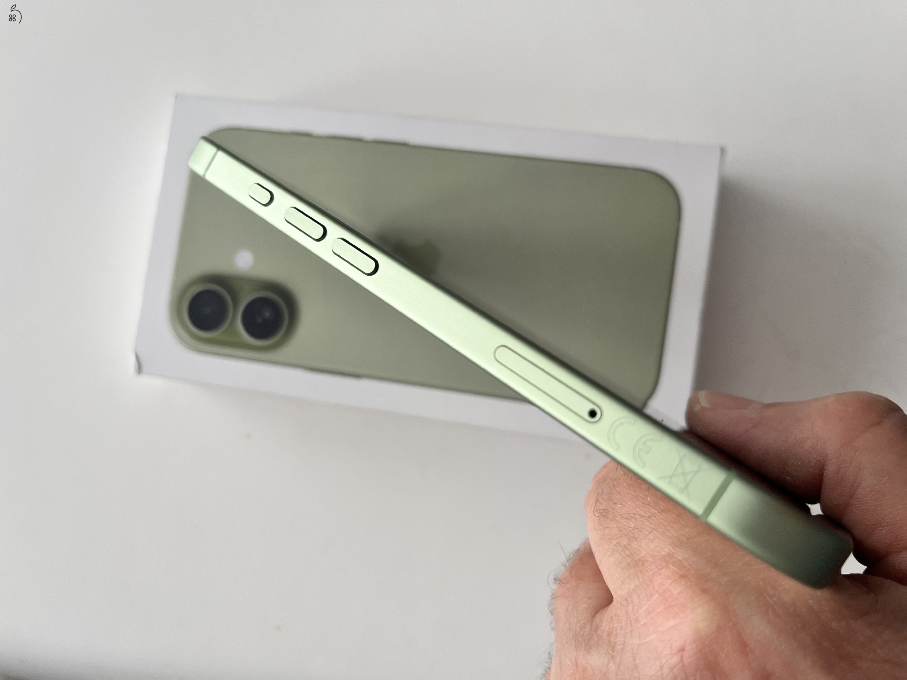 iPhone 17 256GB Új állapot! Akku 100%! 