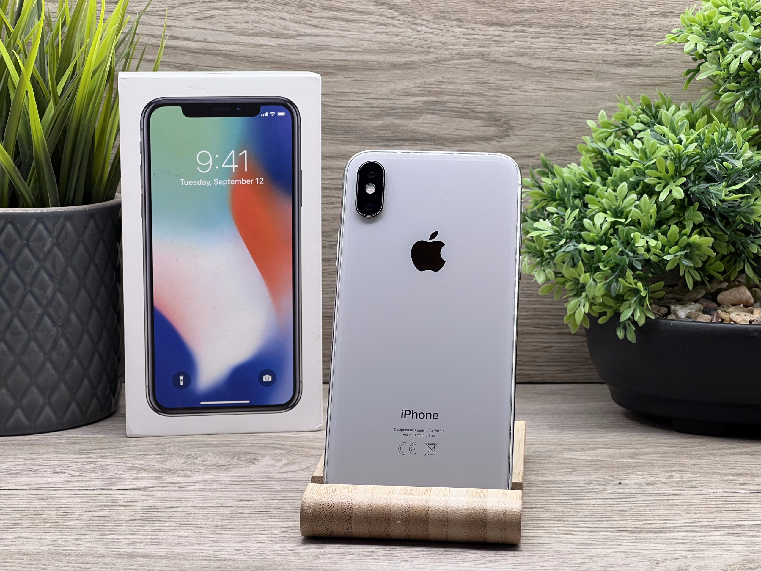 iPhone X Silver 256GB 2 ÉV Garanciával 100%