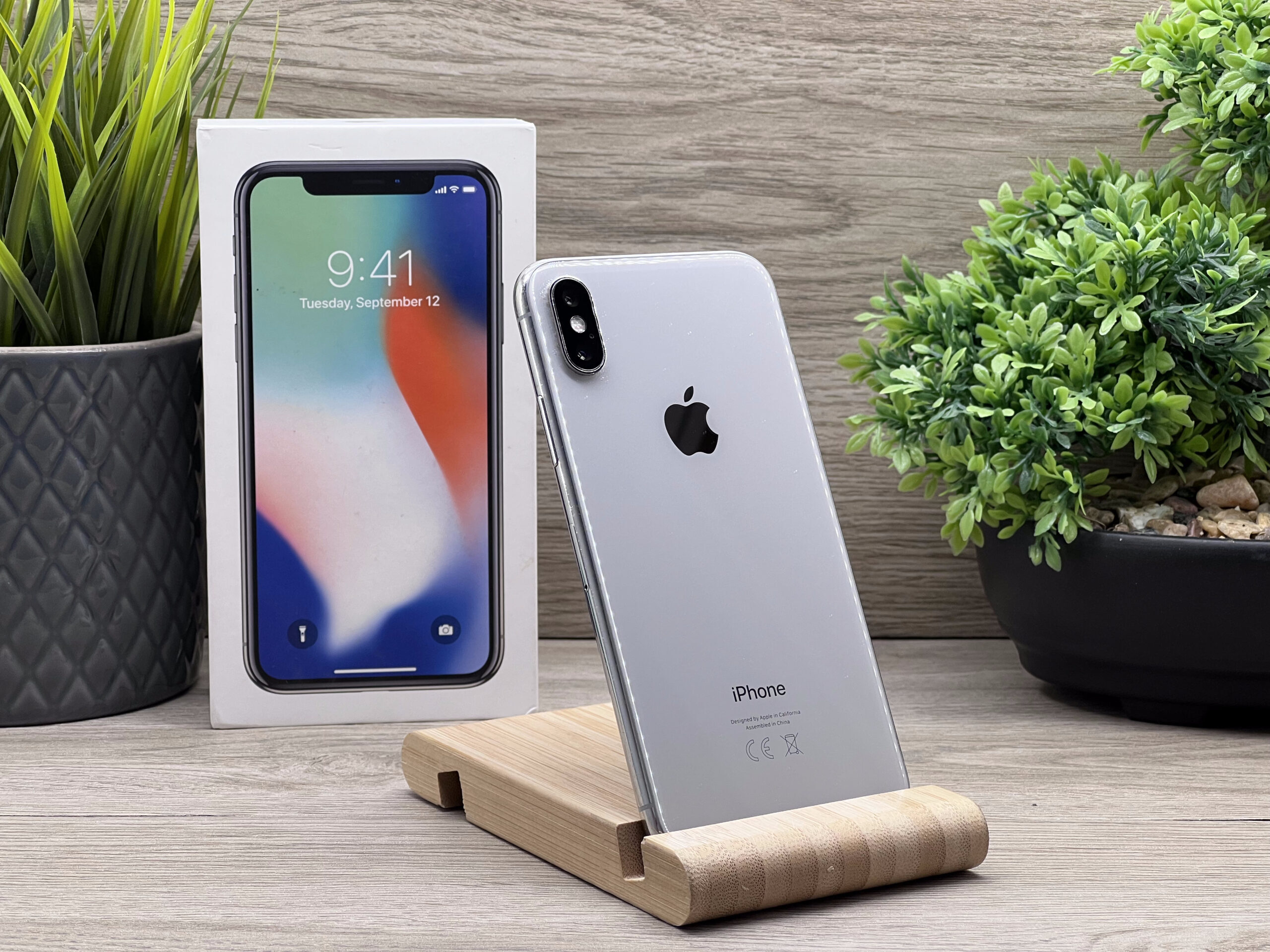 iPhone X Silver 256GB 2 ÉV Garanciával 100%