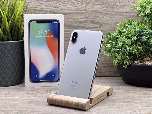 iPhone X Silver 256GB 2 ÉV Garanciával 100%