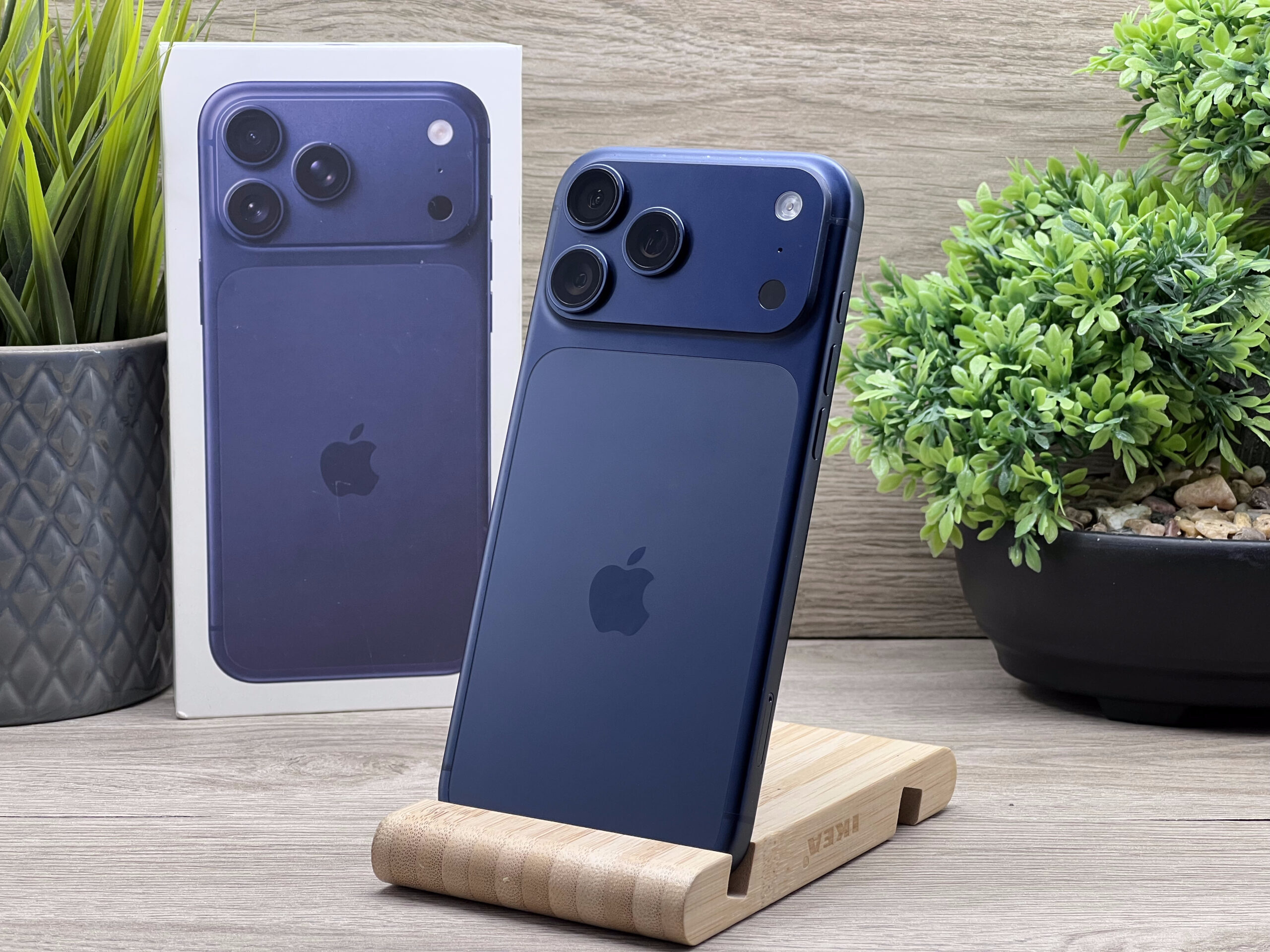 Hibátlan iPhone 17 Pro Max Deep Blue 256GB 2 ÉV Garanciával 100%