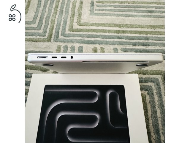 MacBook PRO 14,2” M3 CHIP! 16GB ram 512GB SSD! Magyar! Akku 95%! Silver! 