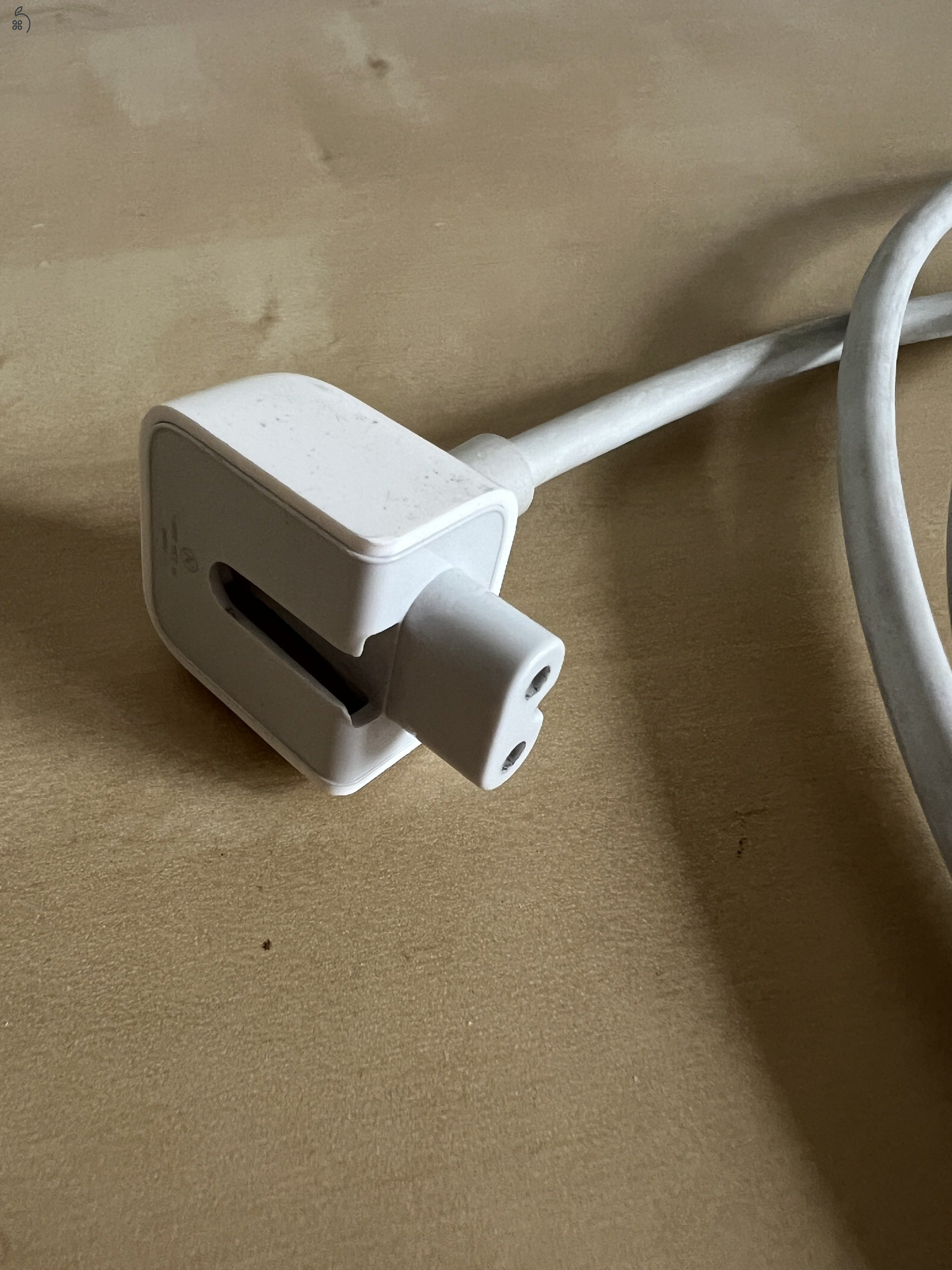 MacBook töltő adapter hosszabító.