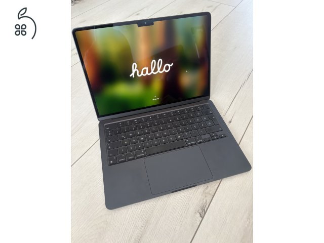 Macbook Ai 13 M2 2022 8Gb 256Gb
