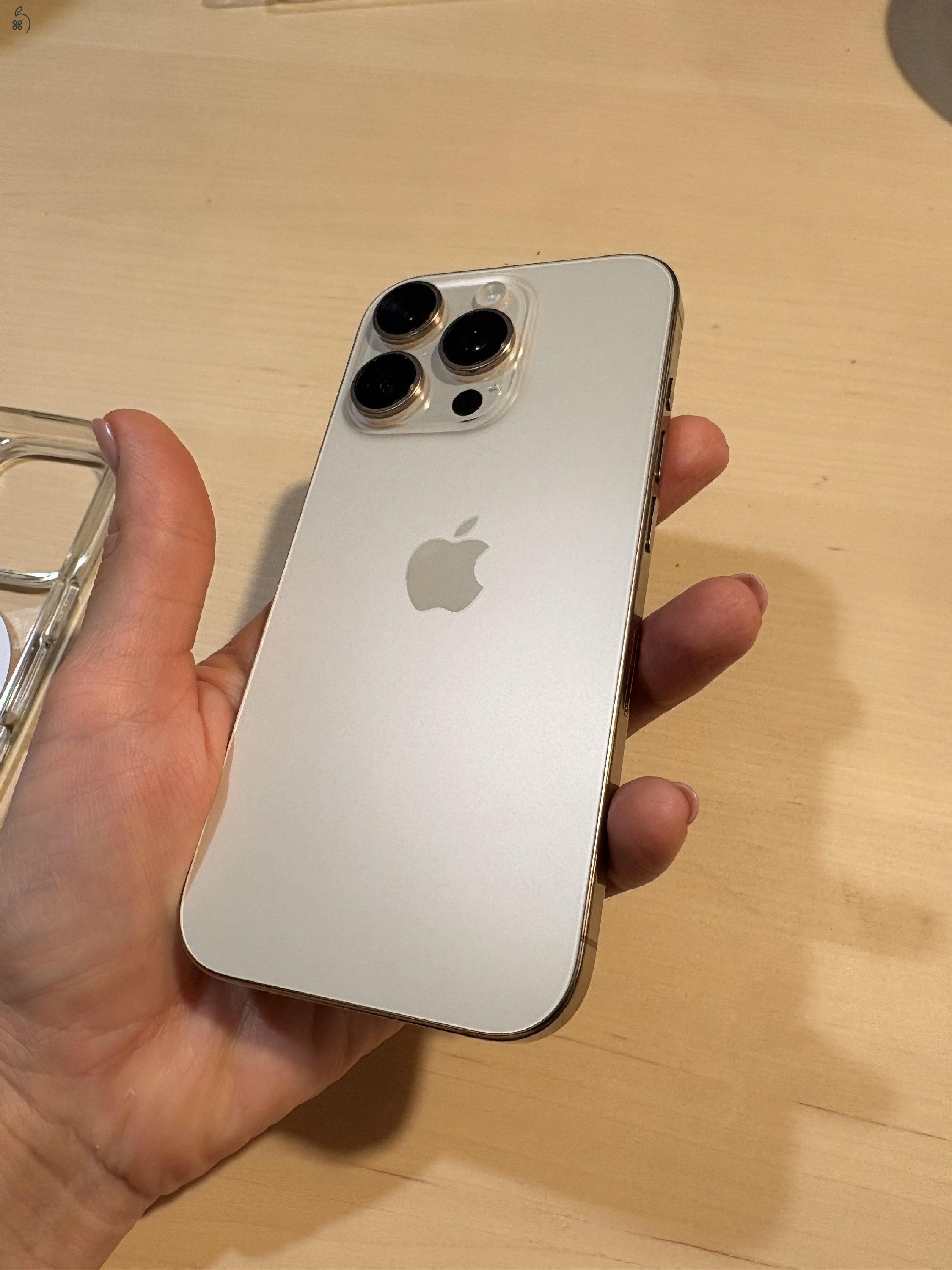 Iphone 16 pro homokszínu 1TB