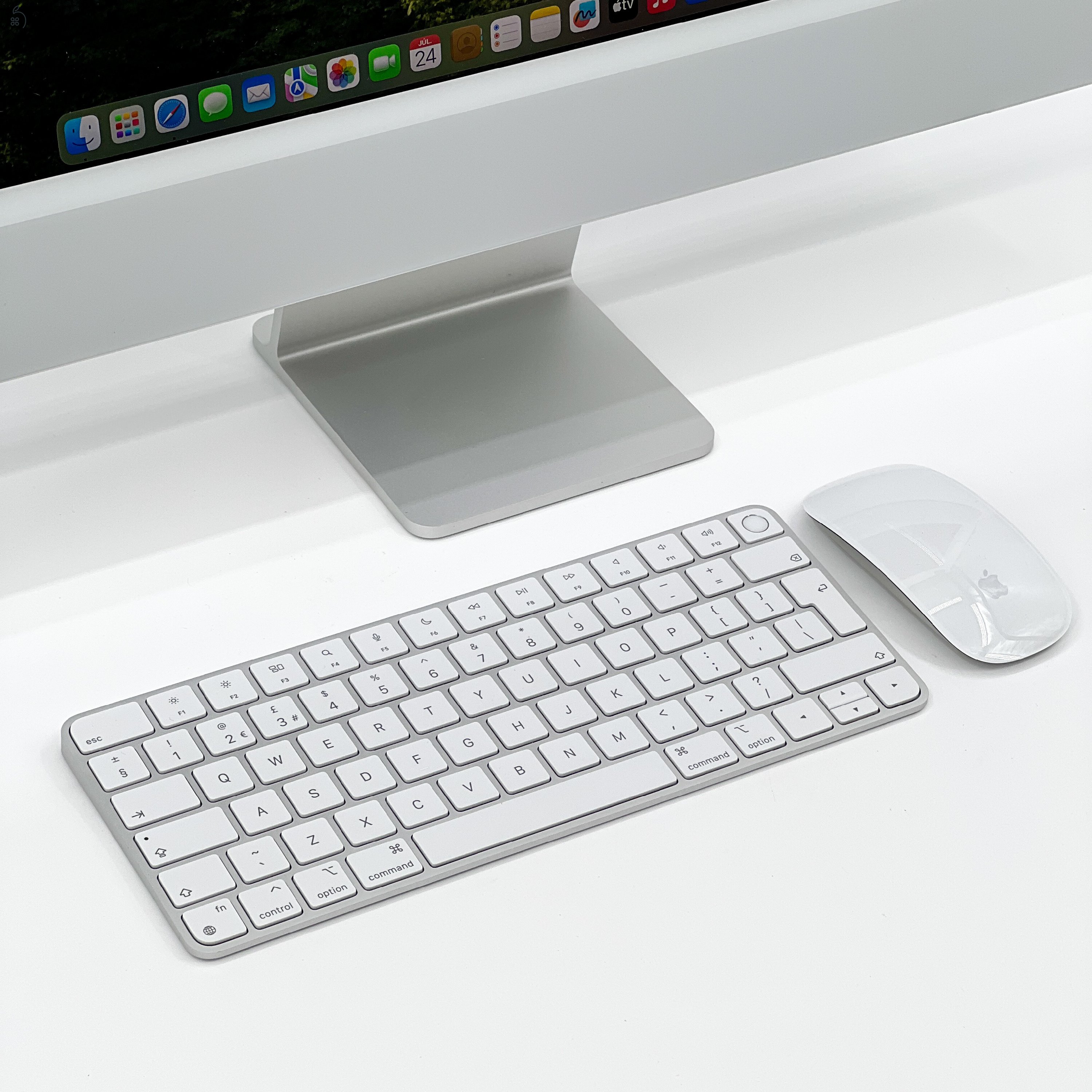 iMac 24