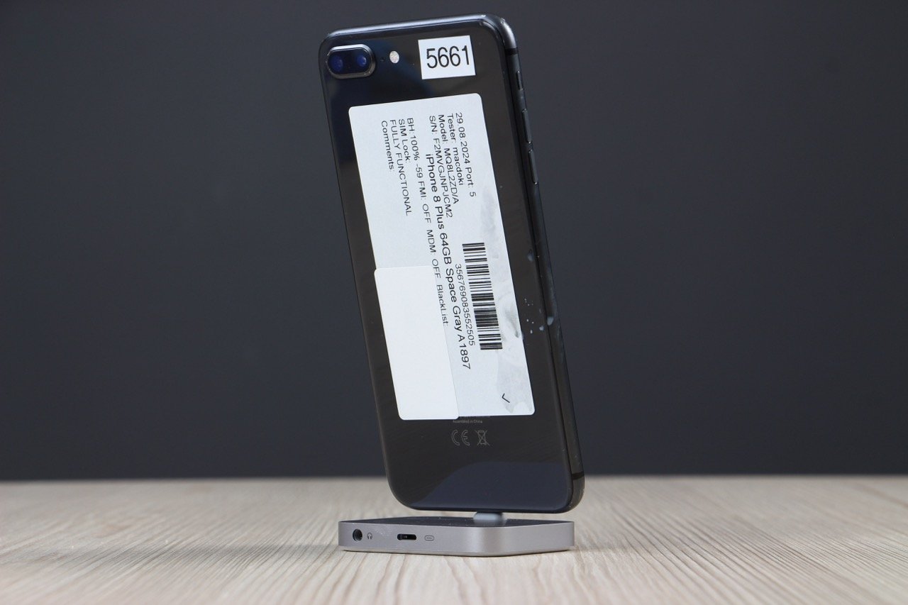 Használt Apple iPhone 8 Plus 64 GB Fekete C+ US-5661