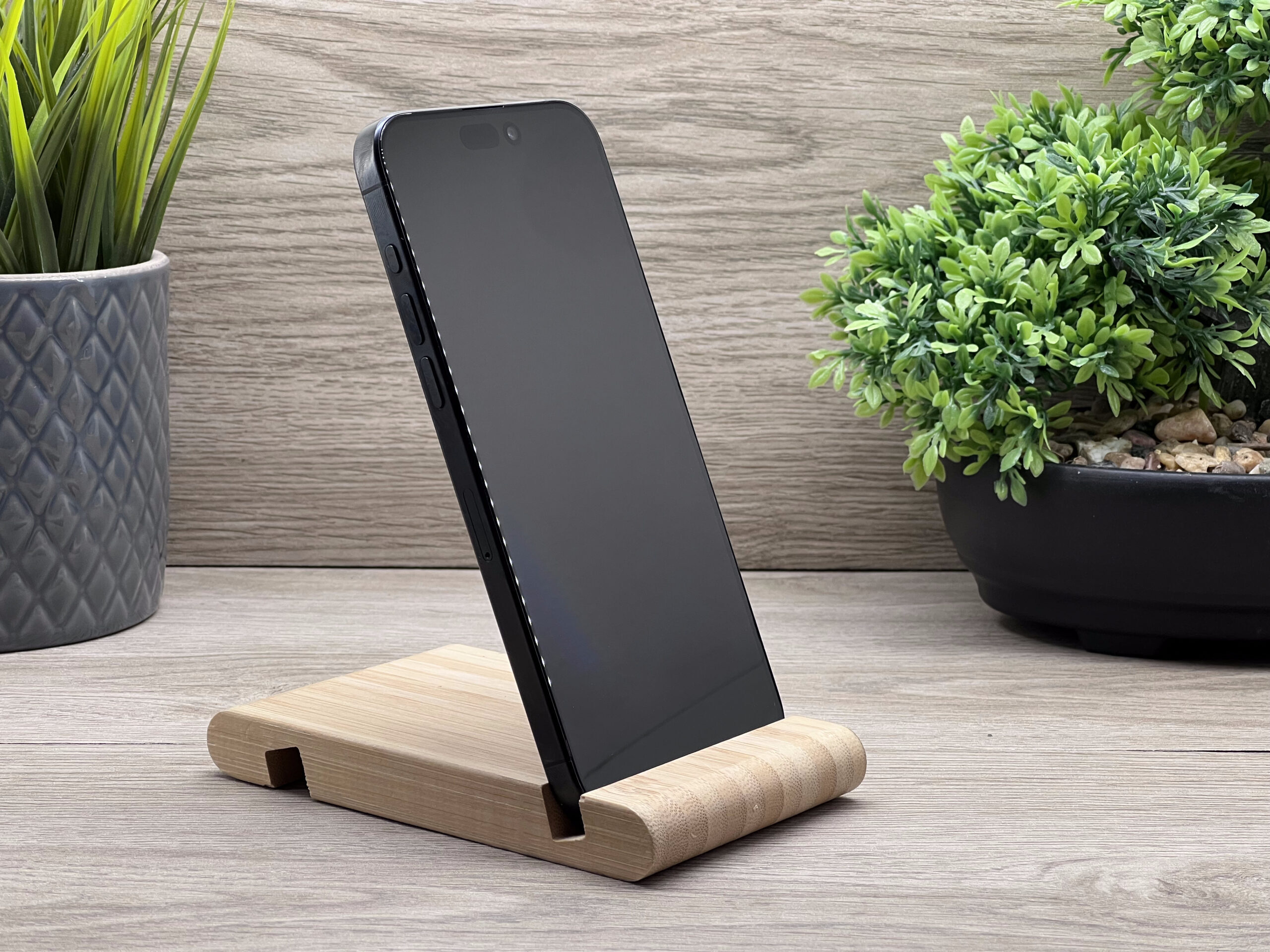 Hibátlan iPhone 15 Pro Max Black Titanium 256GB 2 ÉV Garanciával 95%