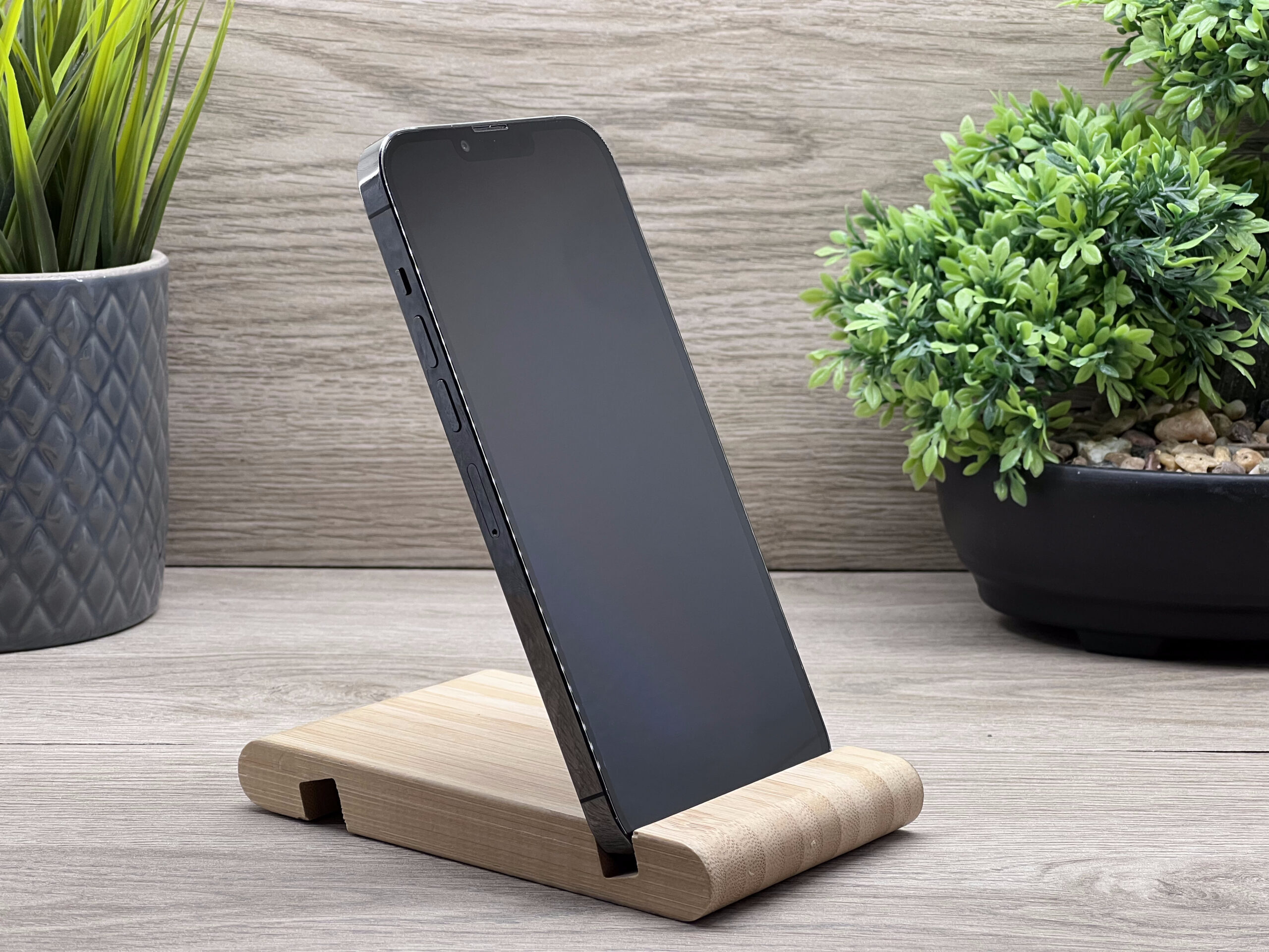 Hibátlan iPhone 13 Pro Max Graphite 128GB 2 ÉV Garanciával 94%