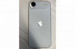 Eladó Iphone Air 256 GB fehér