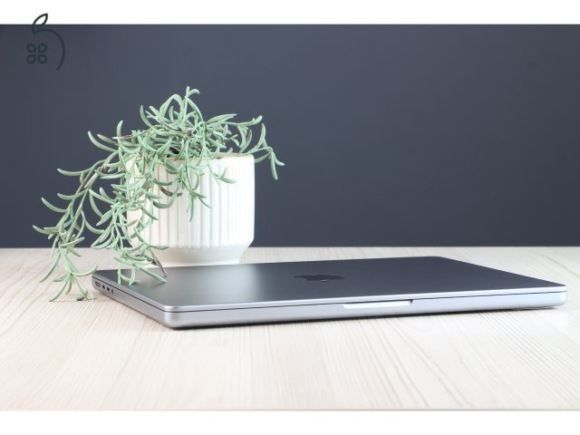 Használt Apple Macbook Pro 14