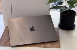 Hibátlan MacBook Air 2023 M3 15” 256GB 16GB-RAM 2 ÉV Garanciával