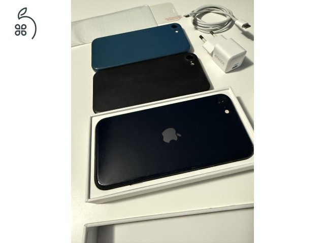 IPhone SE 3rd Gen fekete, 2,5 évet használt