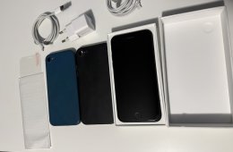IPhone SE 3rd Gen fekete, 2,5 évet használt
