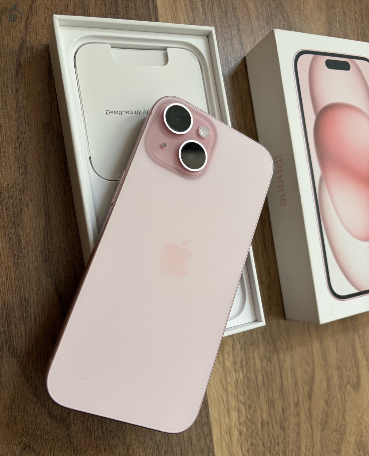 Apple 15 128GB 79% akkumulátor