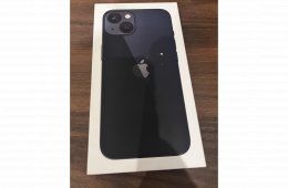 iPhone 13 256GB – Éjfekete – Karcmentes, gyári dobozában!