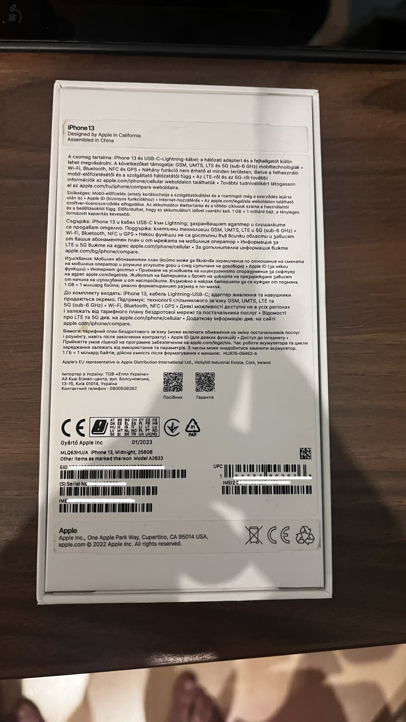 iPhone 13 256GB – Éjfekete – Karcmentes, gyári dobozában!