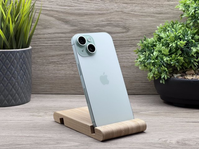 Hibátlan iPhone 15 Green 128GB 2 ÉV Garanciával 90%