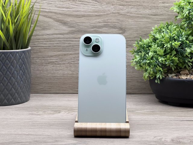 Hibátlan iPhone 15 Green 128GB 2 ÉV Garanciával 90%