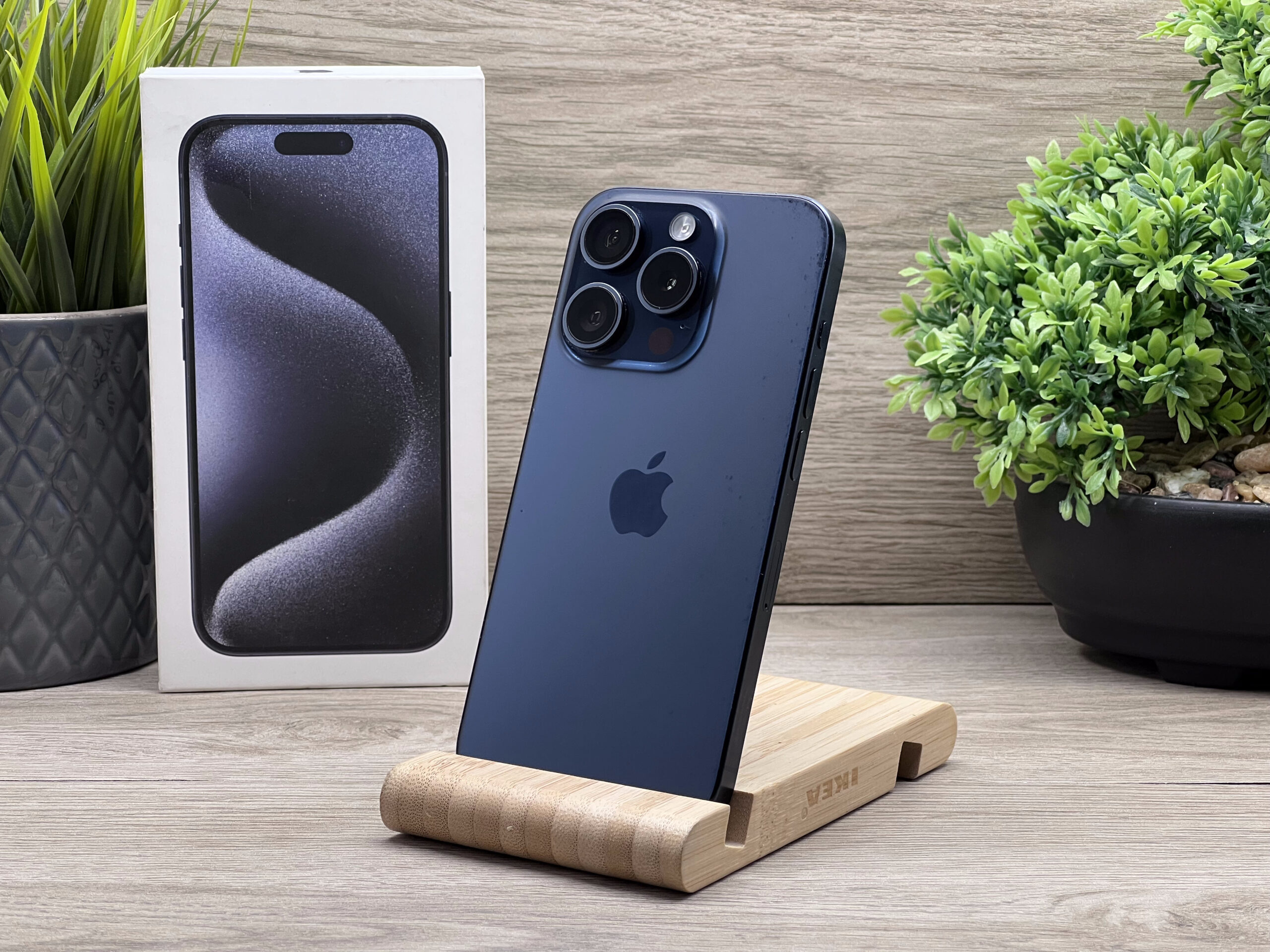 Hibátlan iPhone 15 Pro Blue Titanium 128GB 2 ÉV Garanciával 92%