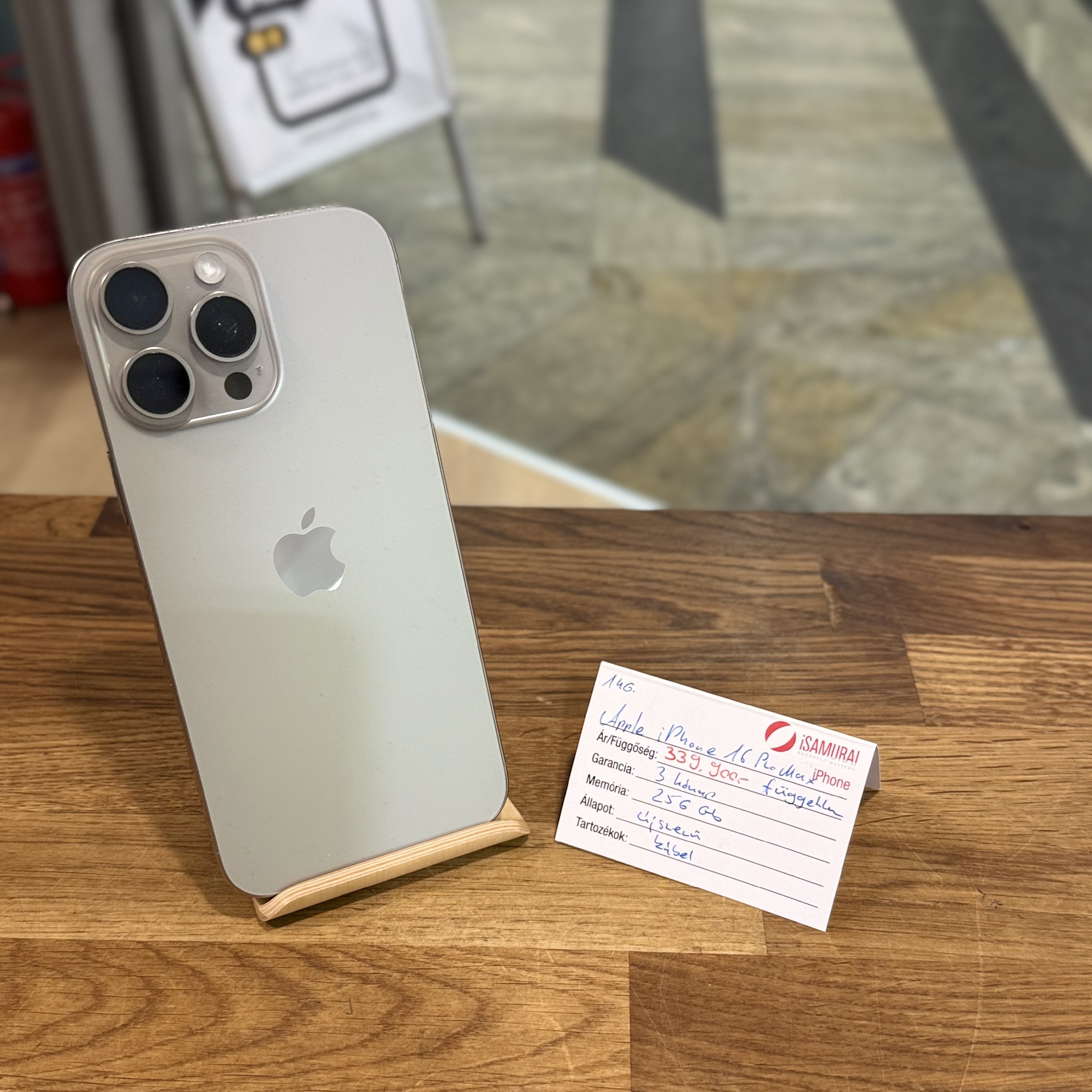 Apple iPhone 16 Pro Max - 256GB - Natúr Titán - újszerű ( 146.)