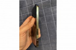 Iphone 12 pro 128 GB 78 % akkumulátor. 