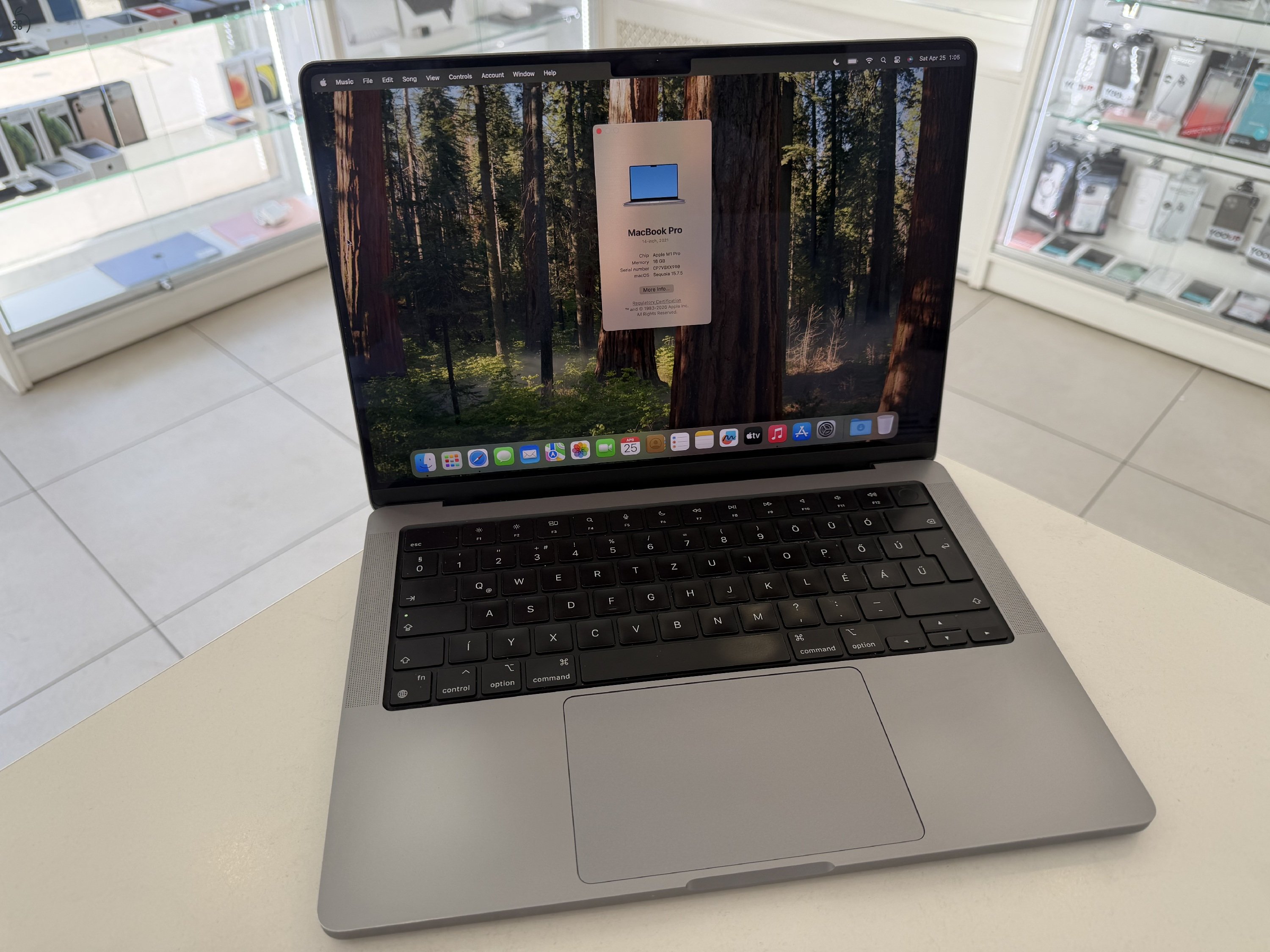 MacBook Pro M1 14