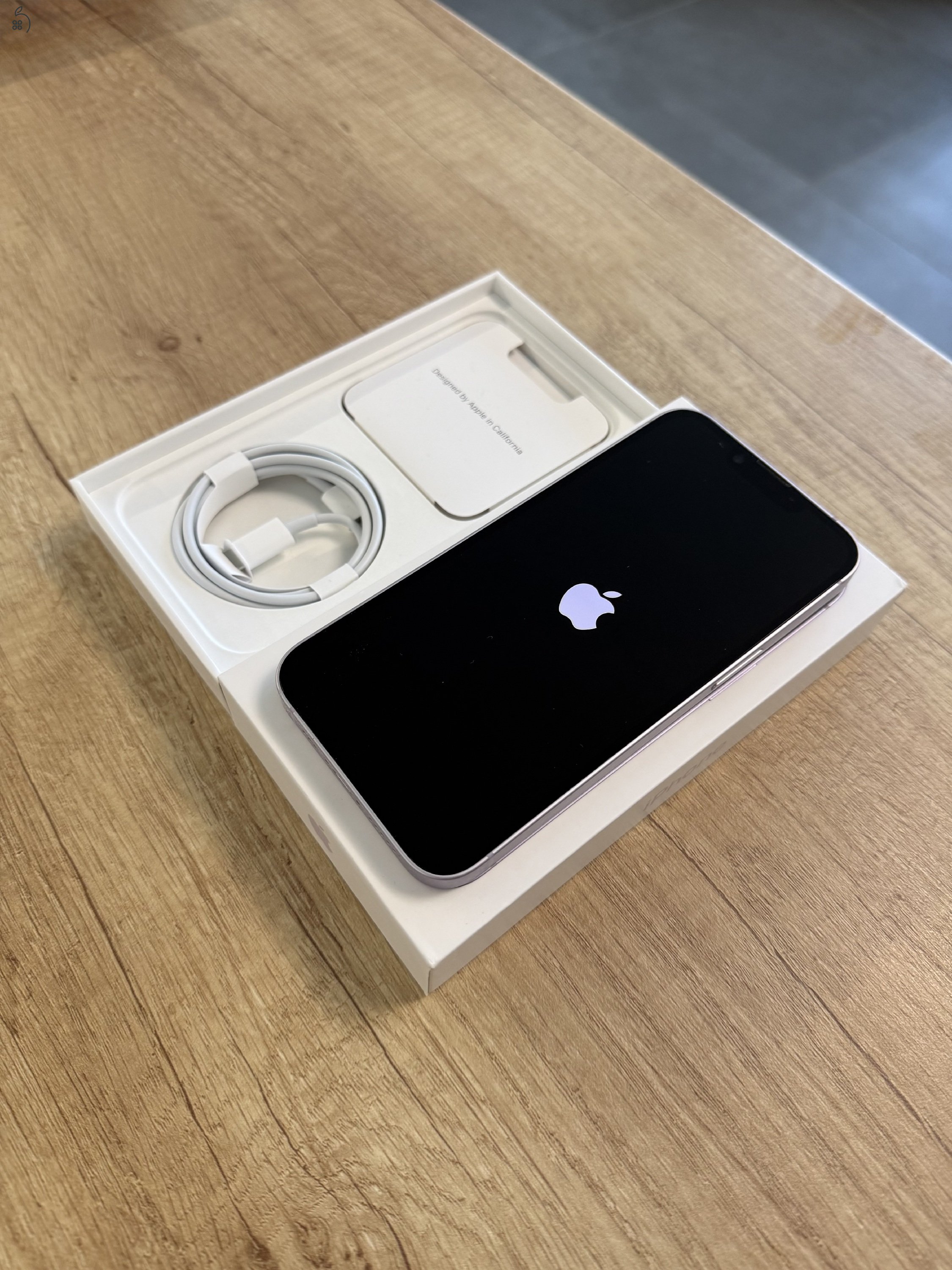 Eladó iPhone 14 128GB lila színben