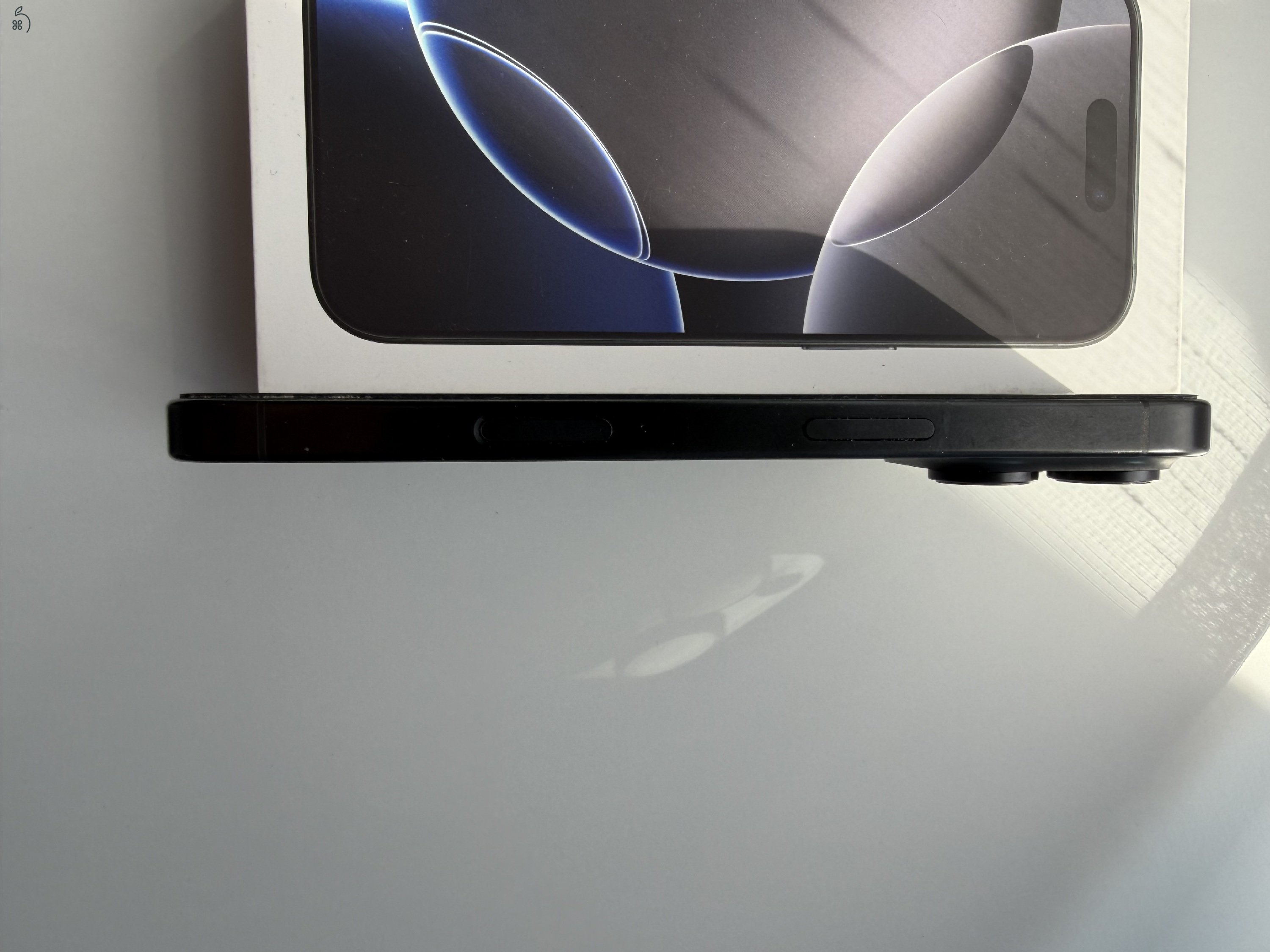 iPhone 16 pro 128 GB 93% akku független