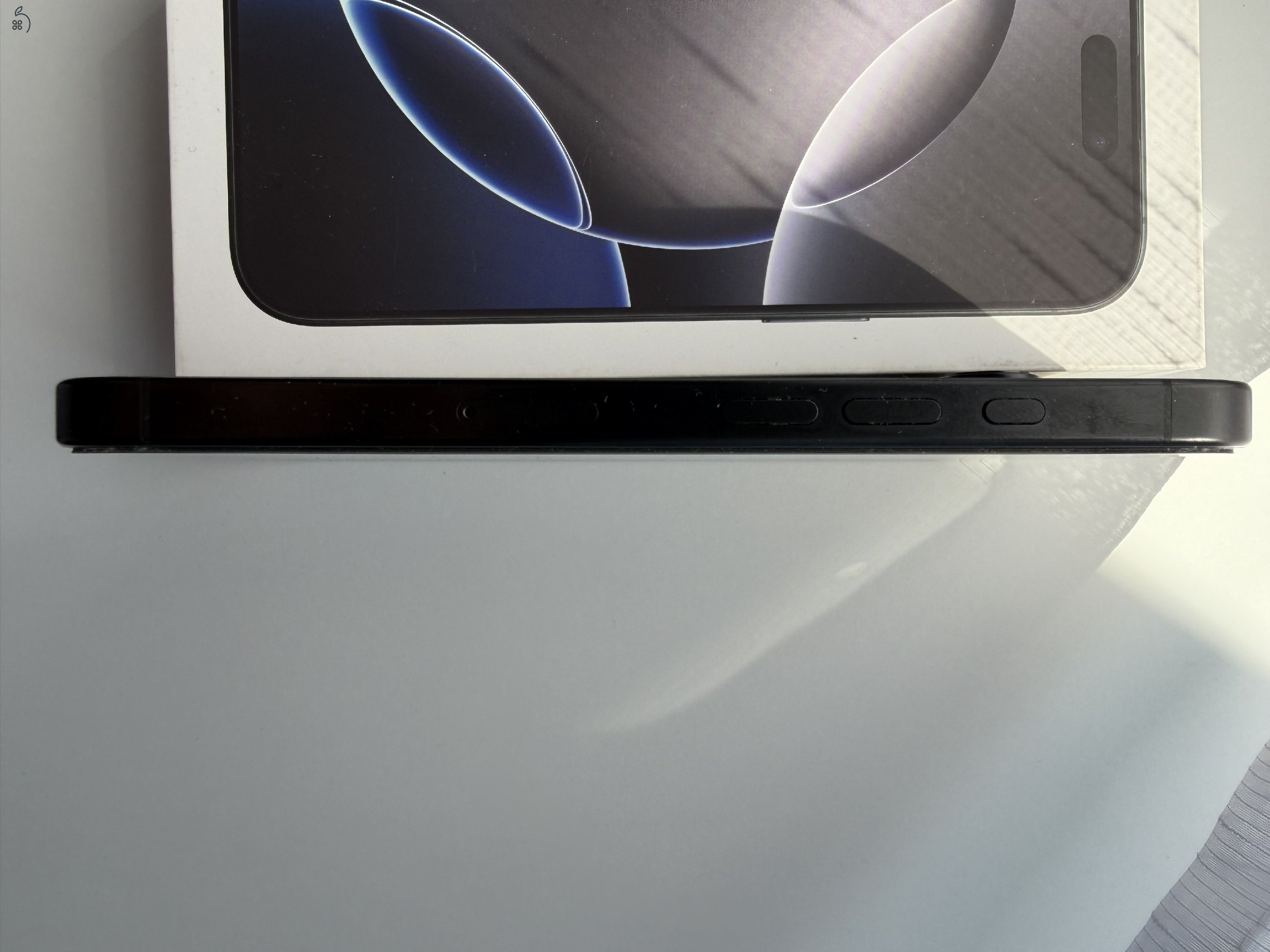 iPhone 16 pro 128 GB 93% akku független