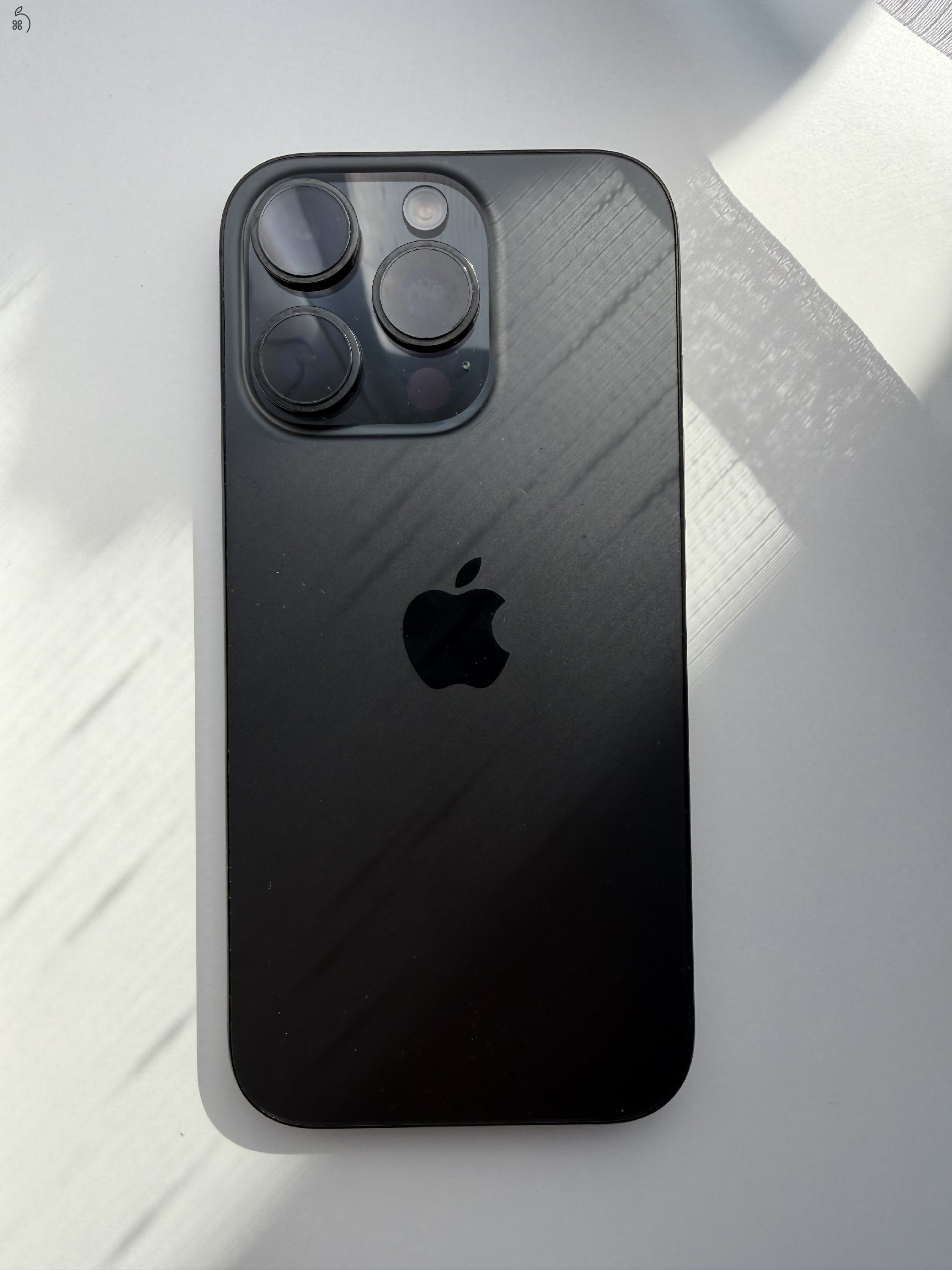 iPhone 16 pro 128 GB 93% akku független