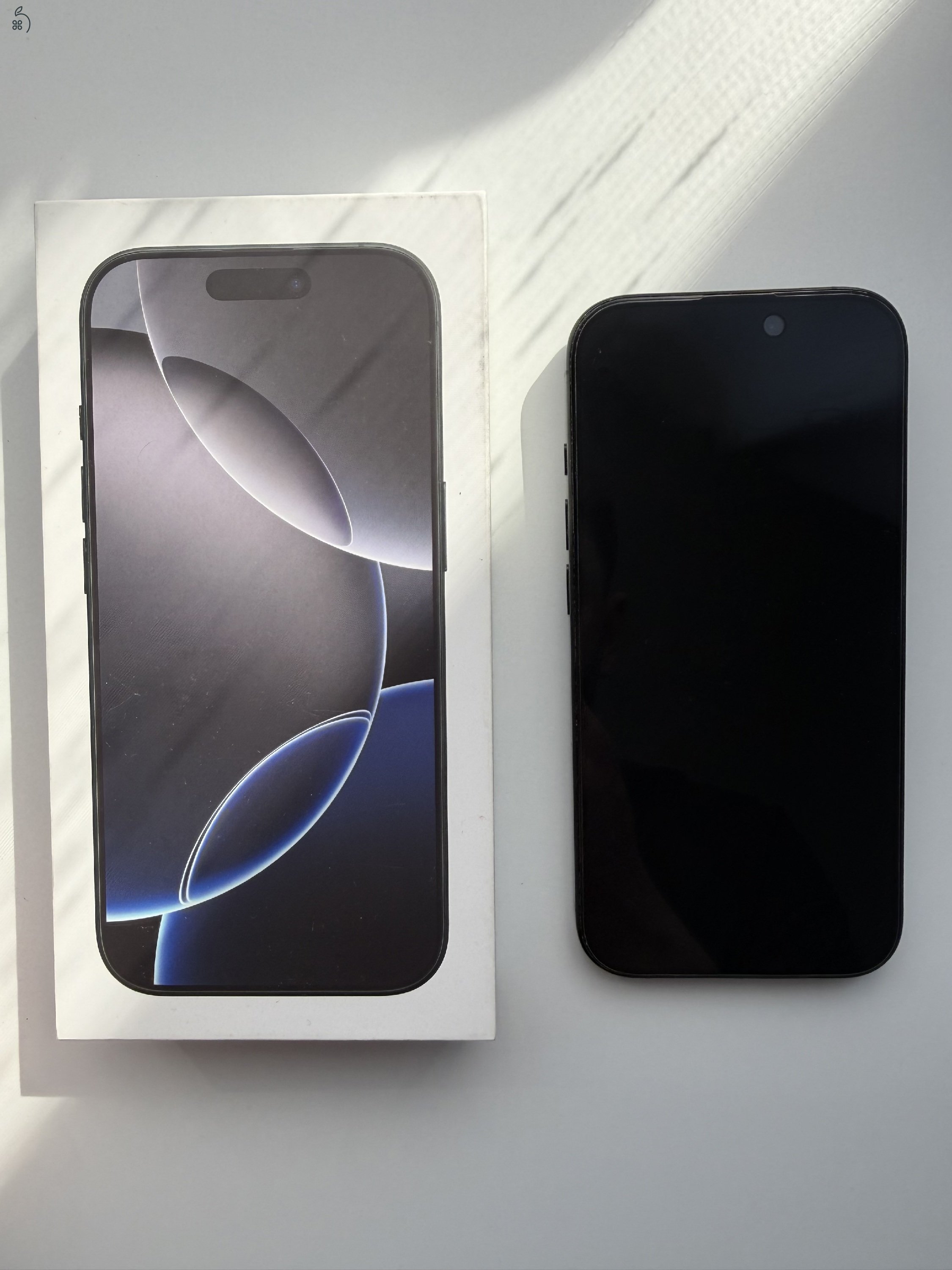 iPhone 16 pro 128 GB 93% akku független