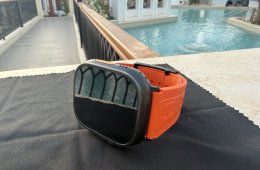 Apple Watch Ultra 2 Black Titanium rengeteg kiegészítővel 