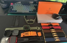 Apple Watch Ultra 2 Black Titanium rengeteg kiegészítővel 