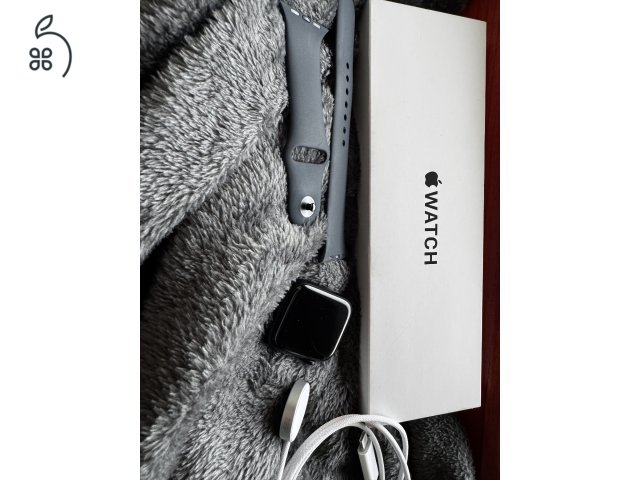 Apple Watch SE 3 44m