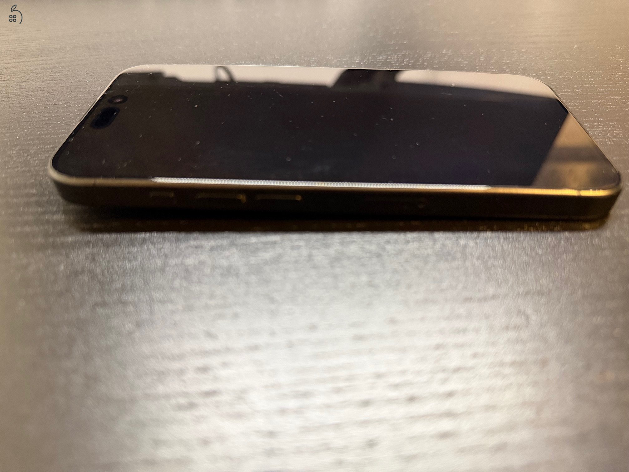 iPhone 15 pro 256gb Hivatalos szervízben javított: új alaplap és akkumulátor