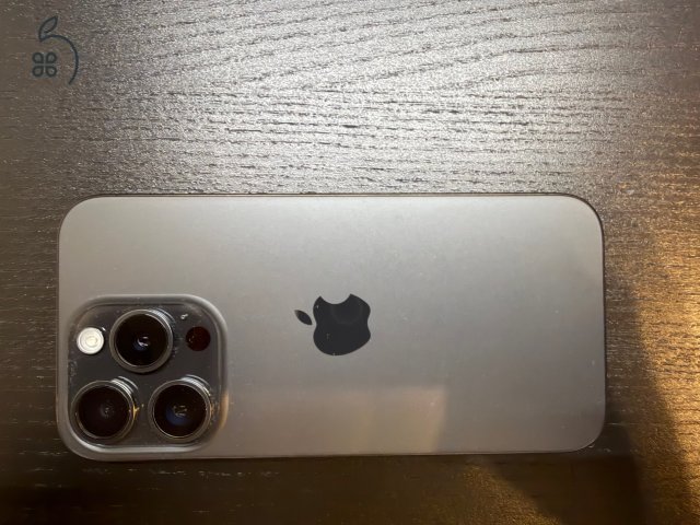 iPhone 15 pro 256gb Hivatalos szervízben javított: új alaplap és akkumulátor