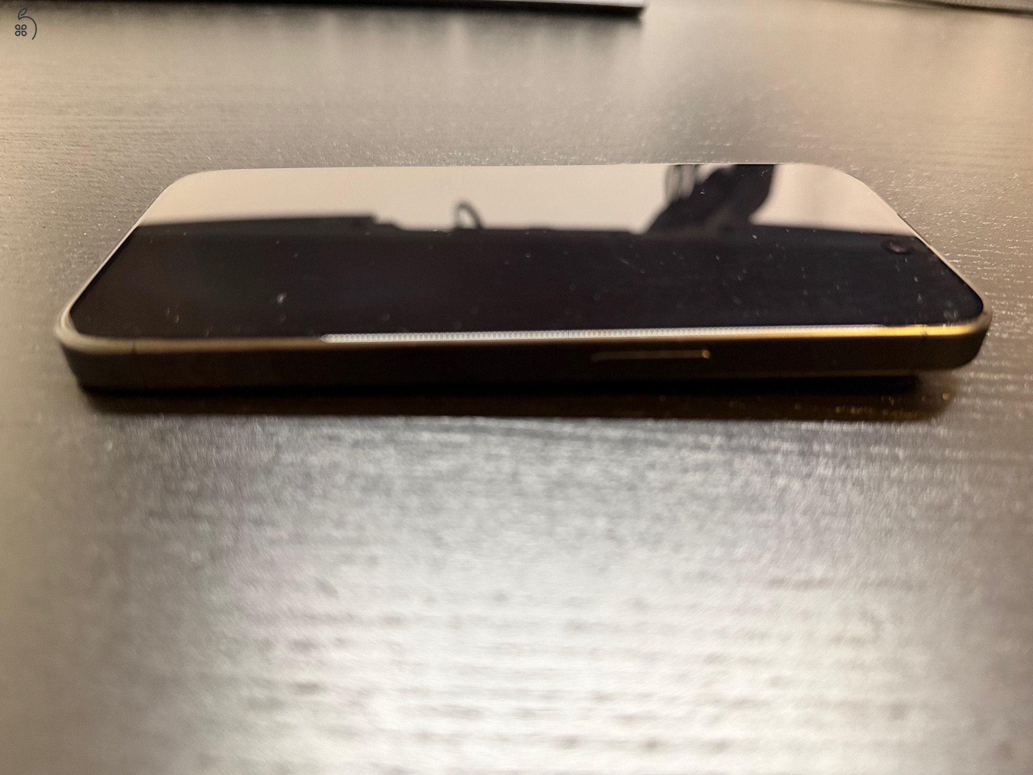 iPhone 15 pro 256gb Hivatalos szervízben javított: új alaplap és akkumulátor