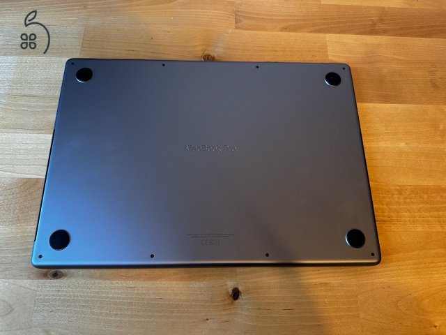 A legerősebb Macbook Pro M1 MAX 16 / cpu 10 gpu 32 mag / 64G ram / 2T SSD / akksi 37 ciklus eladó 