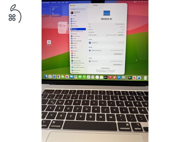 MacBook Air M4  15 col 16 gb
